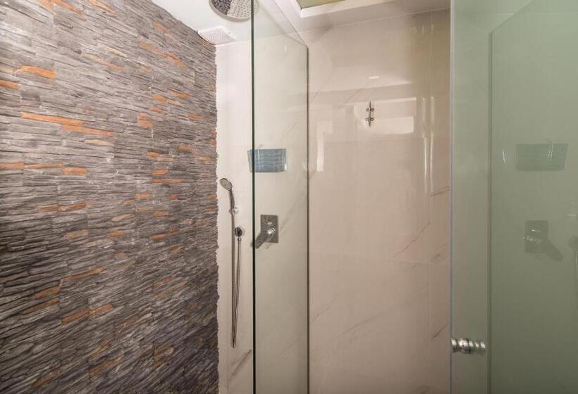سوئیت خانواده 2 خوابه, Iniohos Zante Hotel & Suites