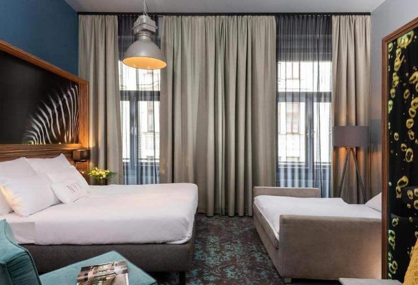 اتاق لوکس چهار تخته, Nyx Hotel Prague By Leonardo Hotels