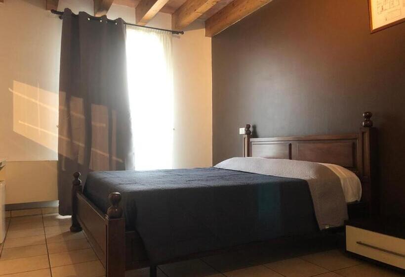 اتاق استاندارد, Il Borgo