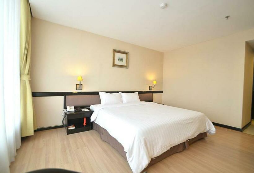 اتاق سوپریور, The City Hotel Sriracha By Bbh Japan