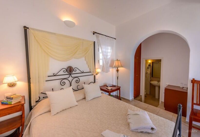 غرفة سوبيريور مطلة على حمام السباحة, Chora Resort Hotel & Spa