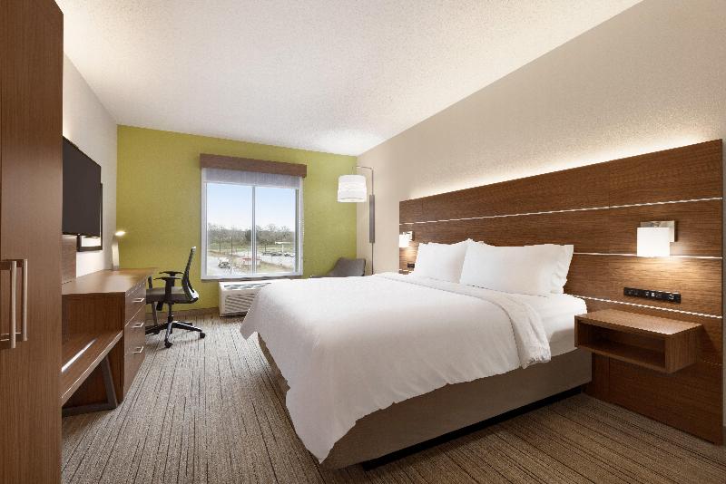 Номер Стандарт, Holiday Inn Express Hotel & Suites Opelika Auburn, An Ihg