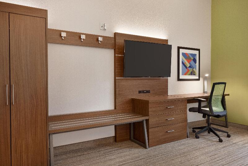 Номер Стандарт, Holiday Inn Express Hotel & Suites Opelika Auburn, An Ihg