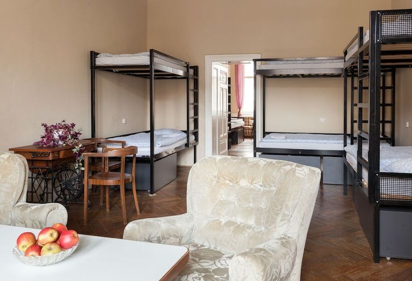 共用房间的床, Hostel Fléda