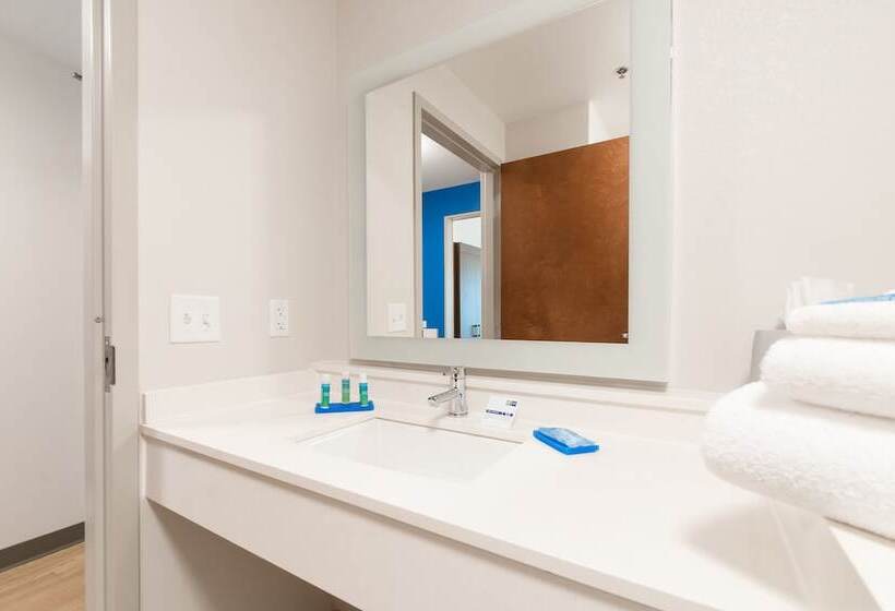 Номер Стандарт, Holiday Inn Express Hotel & Suites Hagerstown, An Ihg