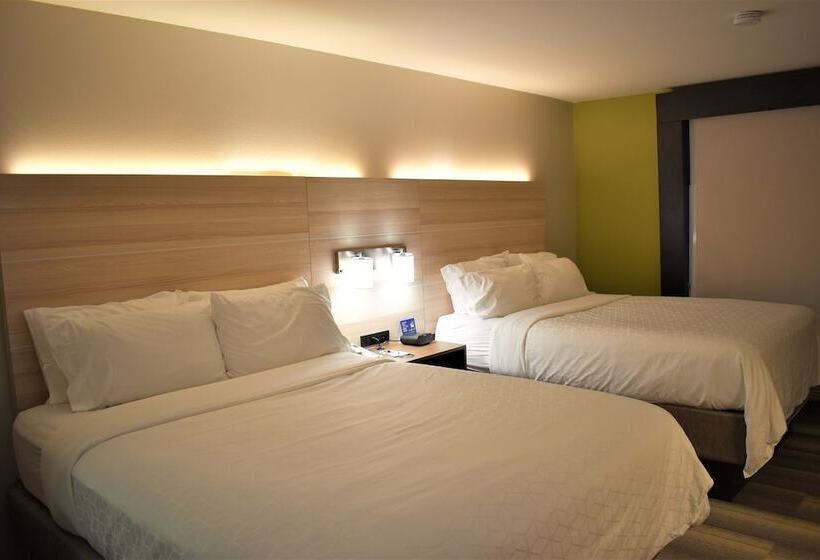Люкс, Holiday Inn Express Hotel & Suites Sedalia, An Ihg