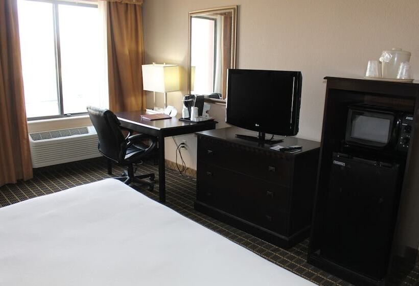 Номер Executive, Holiday Inn Express Kansas City Liberty Missouri, An Ihg