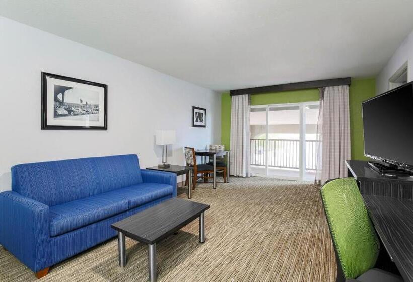 스위트 킹사이즈 침대, Holiday Inn Express Lancaster, An Ihg