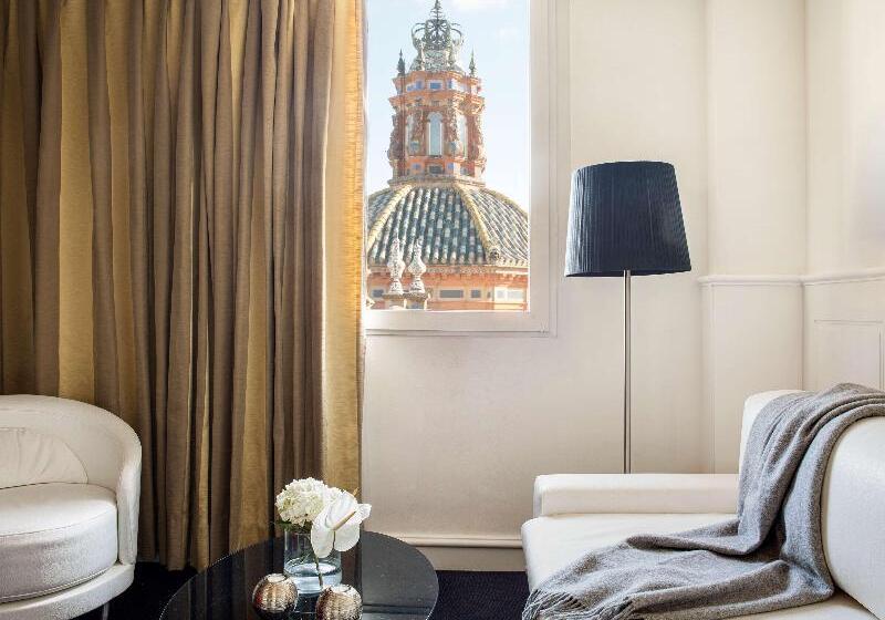 장애인을 위한 킹사이즈 침대 스탠다드 룸, Holiday Inn Express St. Petersburg North / I 275, An Ihg