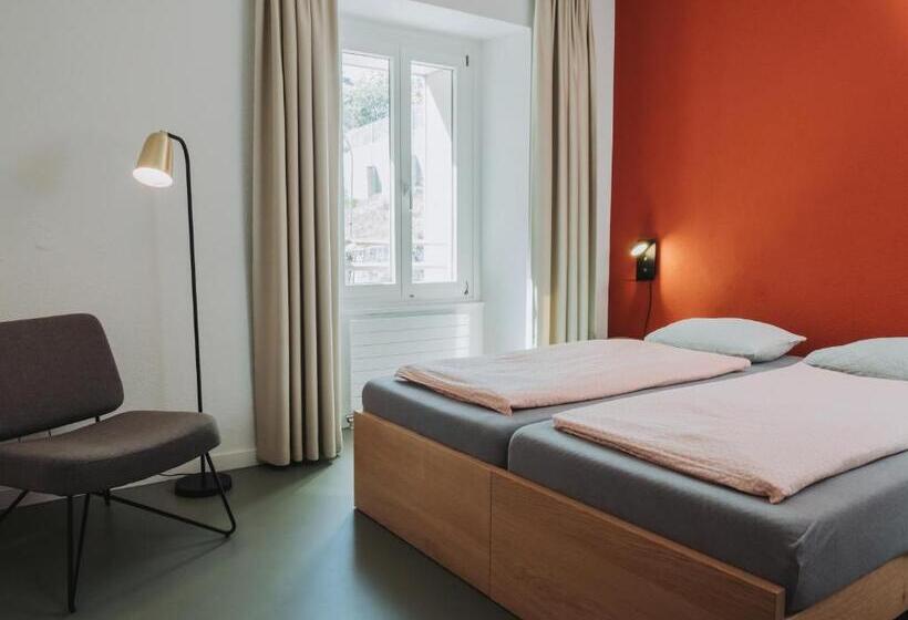 Номер Стандарт Индивидуальный, Montreux Youth Hostel