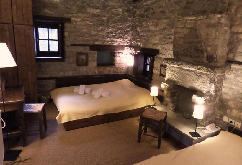3-Bett-Standardzimmer, Arhontiko Aristis