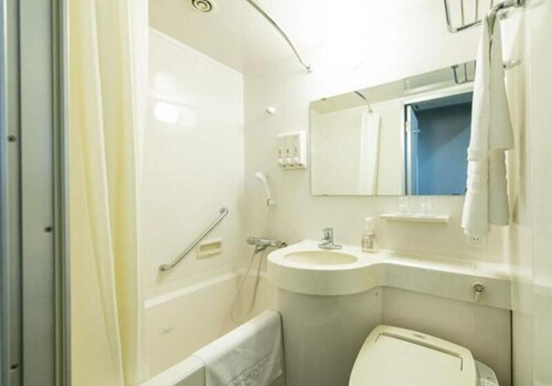 Номер Стандарт, Hakata Nakasu Washington Hotel Plaza