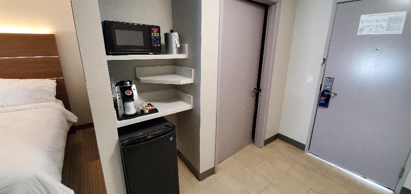 Люкс Кровать Кинг, Holiday Inn Express Hotel & Suites Kinston, An Ihg
