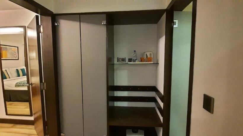 Номер Deluxe, Lemon Tree Hotel, Centre Point, Jamshedpur