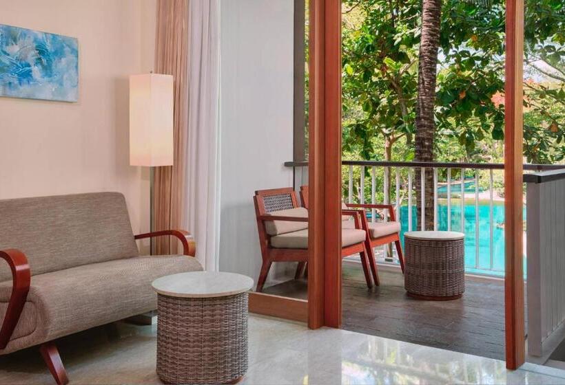 اتاق لوکس با چشمانداز استخر, Courtyard By Marriott Bali Nusa Dua Resort