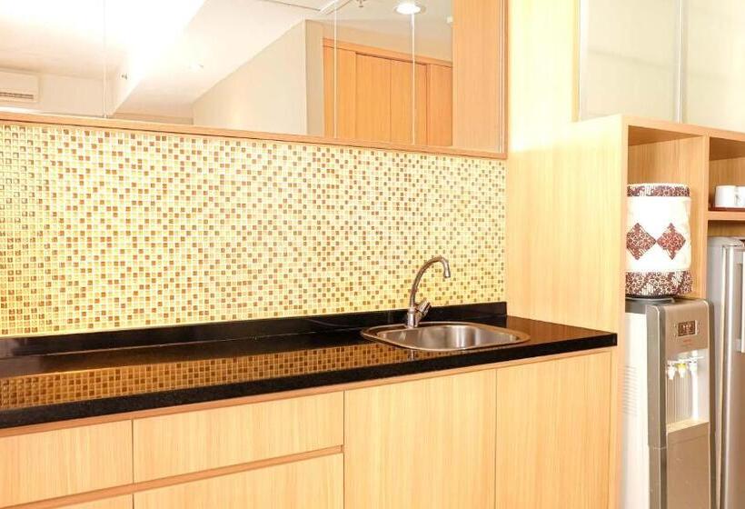 Полулюкс, Golden Tulip Balikpapan Hotel & Suites