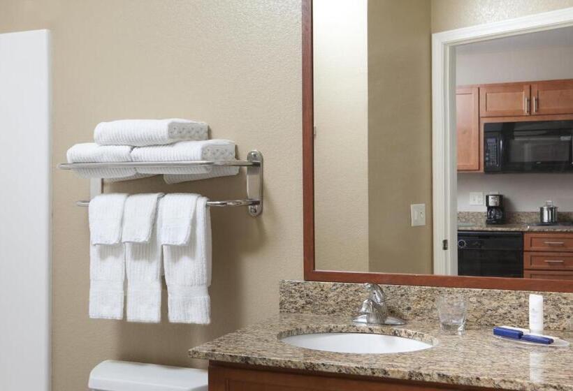 Номер Стандарт Кровать Кинг Адаптированный для Инвалидов, Candlewood Suites La Crosse, An Ihg