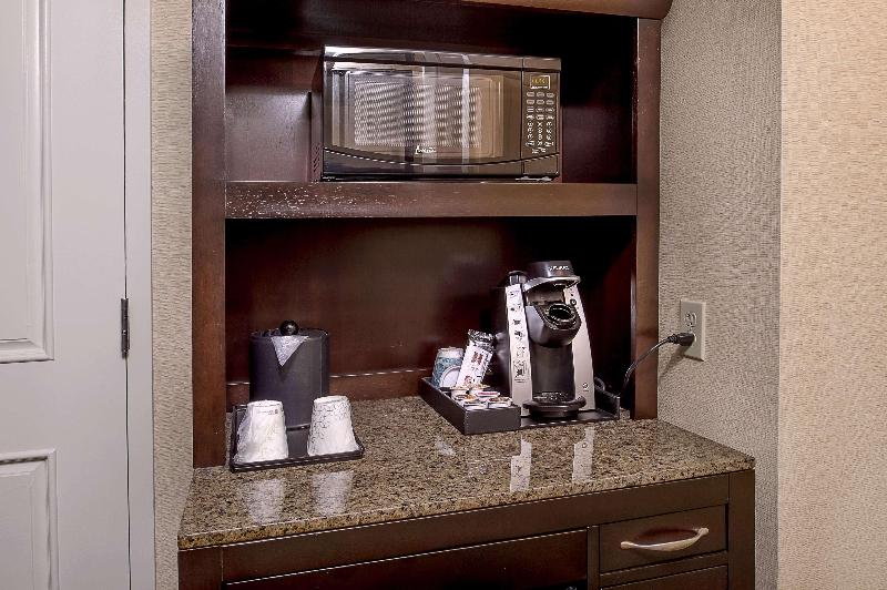 高级客房, Hilton Garden Inn St. Louis Airport