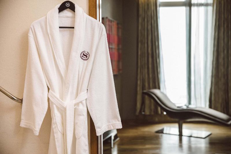 이그제큐티브 스위트 킹침대, Sheraton Grand Incheon