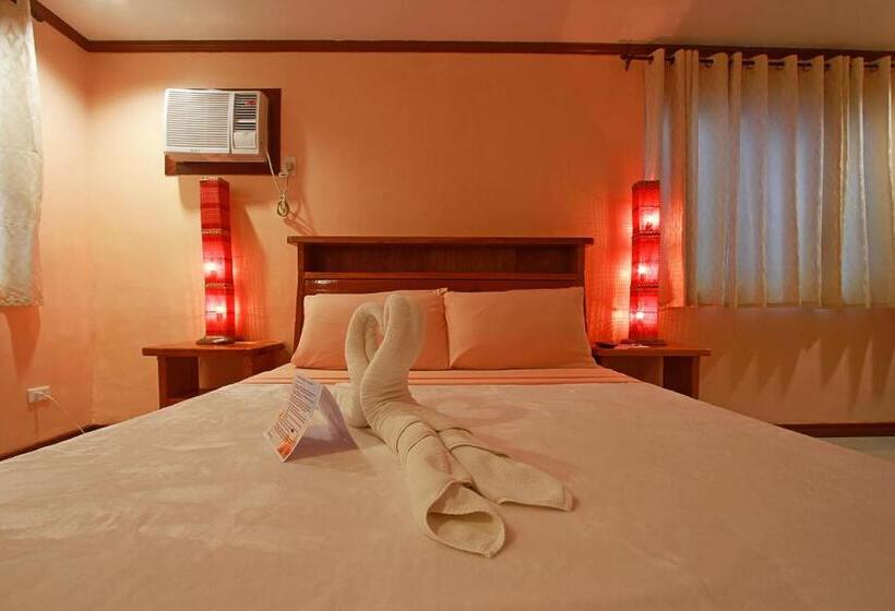 غرفة ديلوكس مزودة بشرفة, Nigi Nigi Too Beach Resort