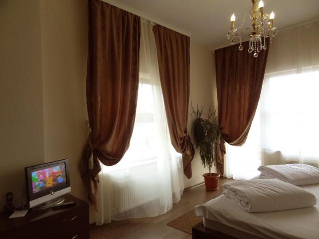 اتاق استاندارد یک نفره, Ave Hotel Victoriei