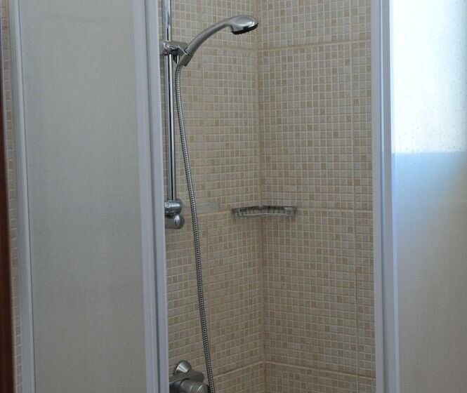 标准工作室, Captain Karas Holidays Apartments