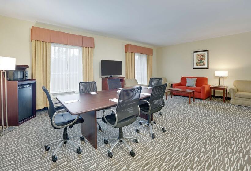 Номер Стандарт, Hampton Inn & Suites Southern Pines Pinehurst