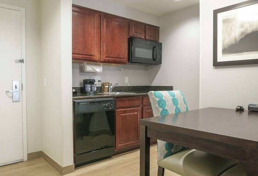 适合残疾人士使用的套间, Homewood Suites By Hilton Miami Airport West