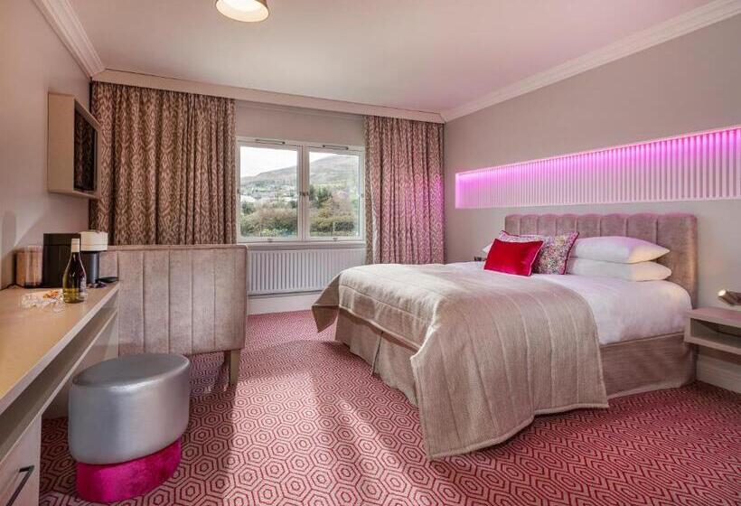Люкс, Four Seasons Hotel, Carlingford