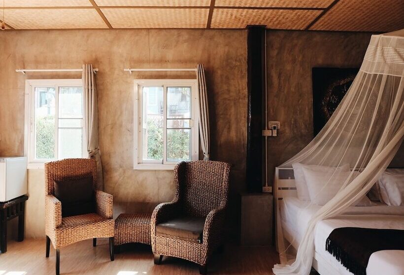 ویلای 1 خوابه, Buri Gallery House