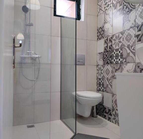 Студио Стандарт Вид на Бассейн, Valentinos Apartments