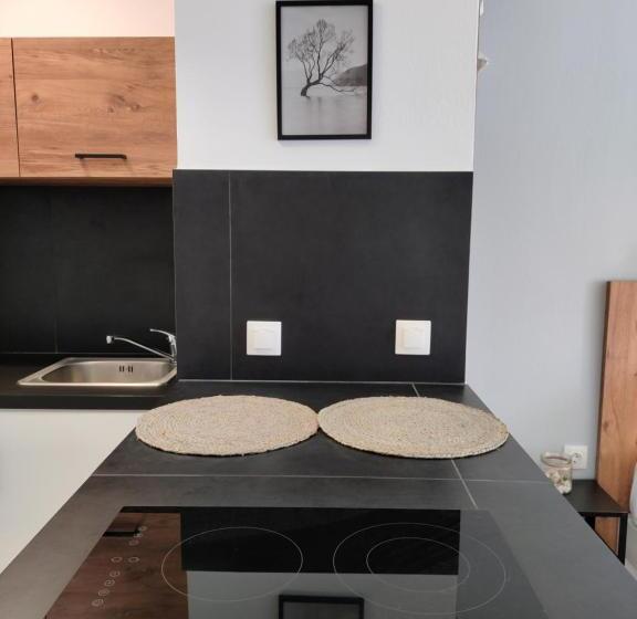 Студио Стандарт Вид на Бассейн, Valentinos Apartments