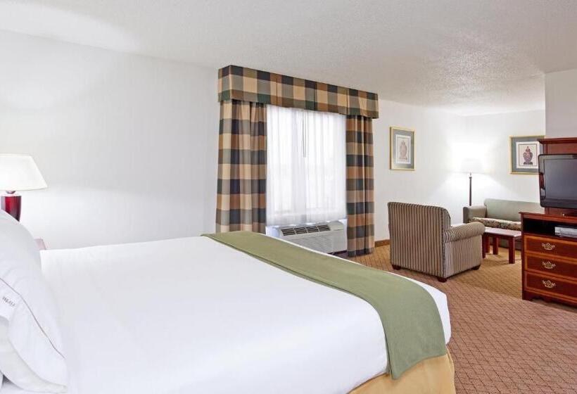 Люкс Кровать Кинг, Holiday Inn Express & Suites Alliance, An Ihg