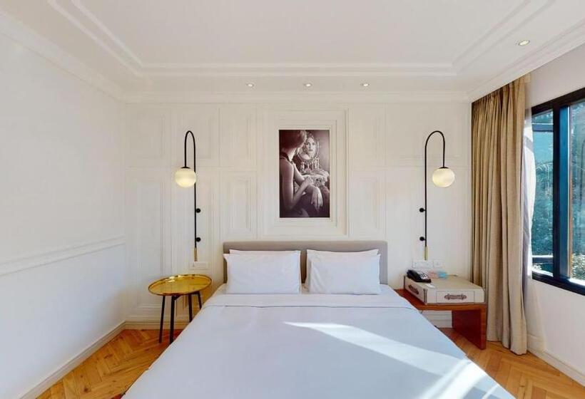 스위트, Radisson Hotel Shimla