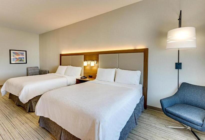 Номер Стандарт Адаптированный для Инвалидов, Holiday Inn Express Hotel And Suites Weatherford, An Ihg