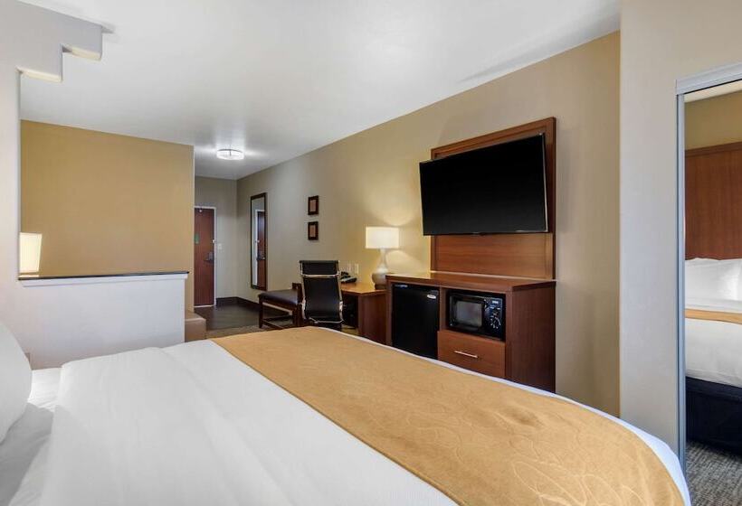 스위트, Comfort Suites Marshall