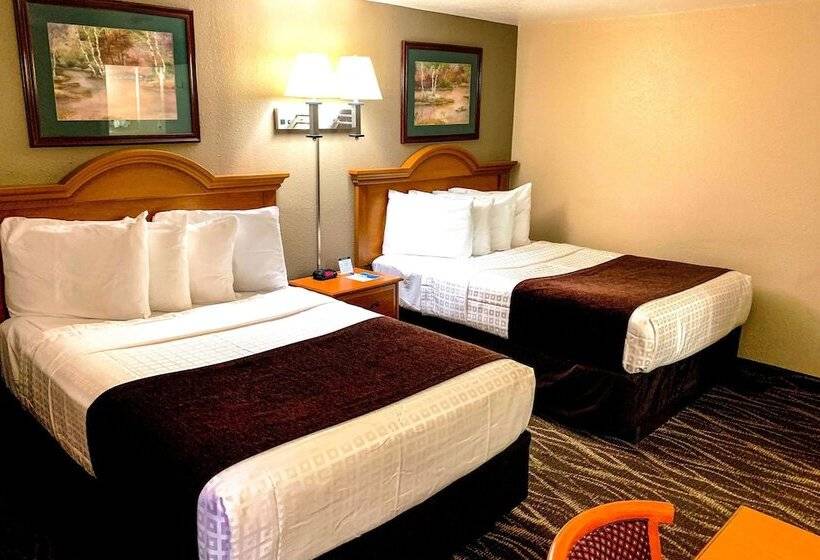Номер Стандарт 2 Двуспальные Кровати, Rodeway Inn & Suites Sheridan
