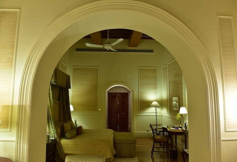 Королевский Люкс, Taj Falaknuma Palace