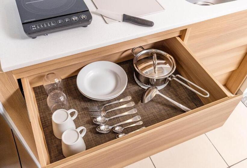 Номер Deluxe, Tokyu Stay Gotanda