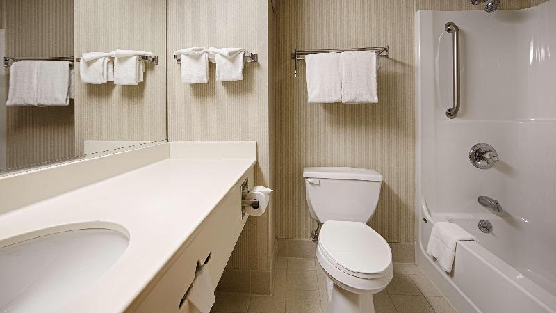 Люкс Кровать Кинг, Best Western Inn At Blakeslee Pocono