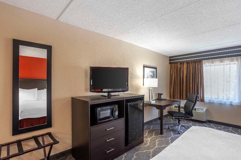 Люкс Кровать Кинг, Best Western Inn At Blakeslee Pocono