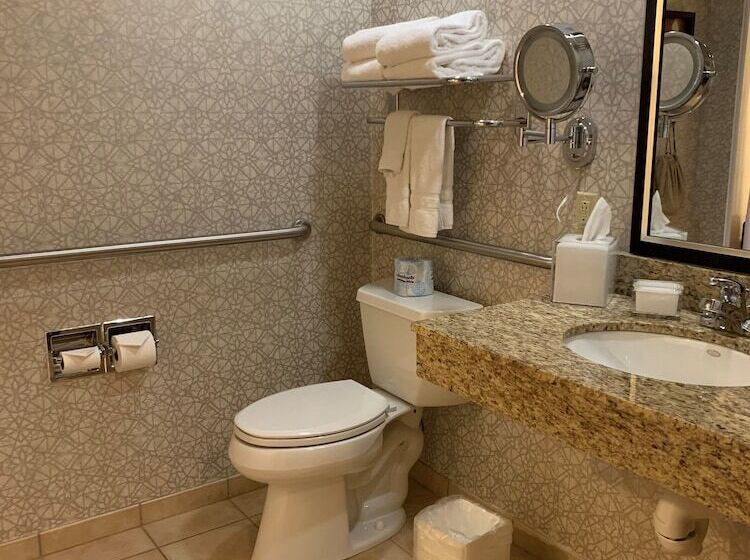 Люкс Адаптированный для Инвалидов, Best Western Premier Bridgewood Hotel Resort