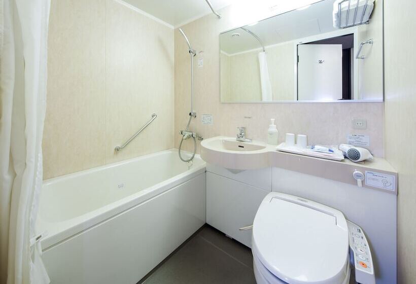 Номер Стандарт Трехместный, Daiwa Roynet Hotel Wakayama