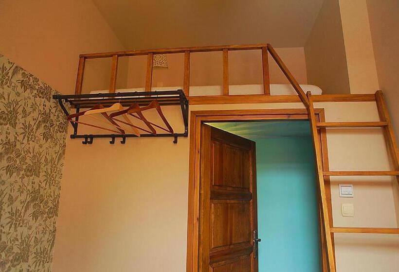 Номер Стандарт Совместная Ванная, Angel Hostel