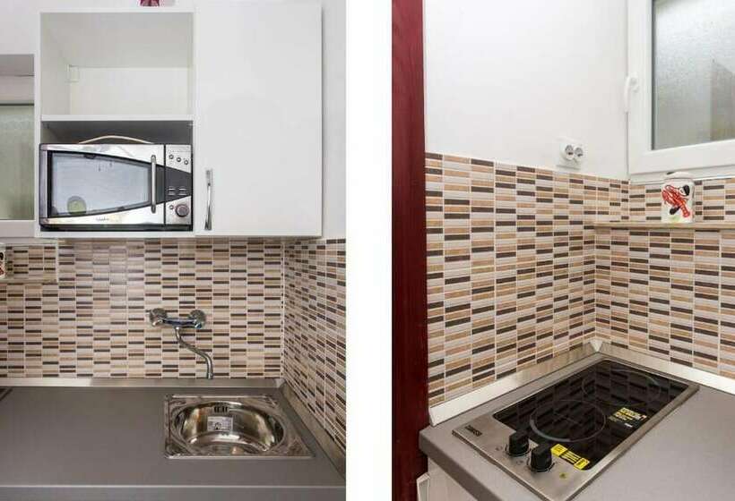 استودیوی استاندارد اینتریور, Kusalo Guesthouse