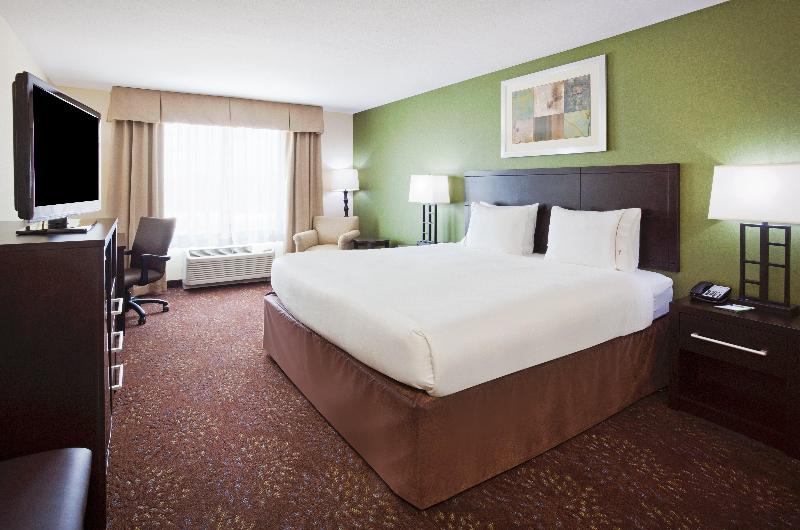 Стандартный Номер Кровать Кинг, Holiday Inn Express And Suites Rochester West Medical Center, An Ihg