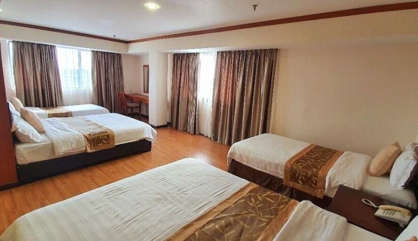 Семейный Номер, Kemena Hotel Bintulu