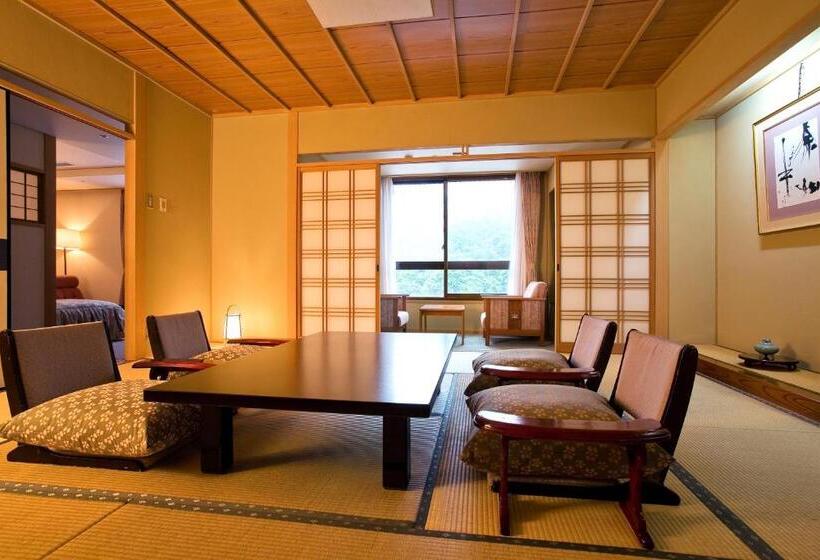 Семейный Номер Deluxe, Yumoto Konpira Onsen Hananoyu Kobaitei
