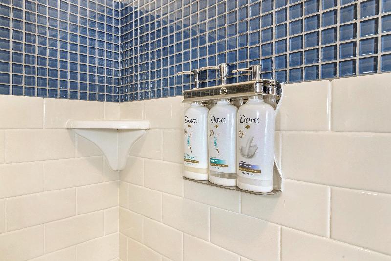キングサイズベッドのスイートルーム, Staybridge Suites Tyler University Area, An Ihg