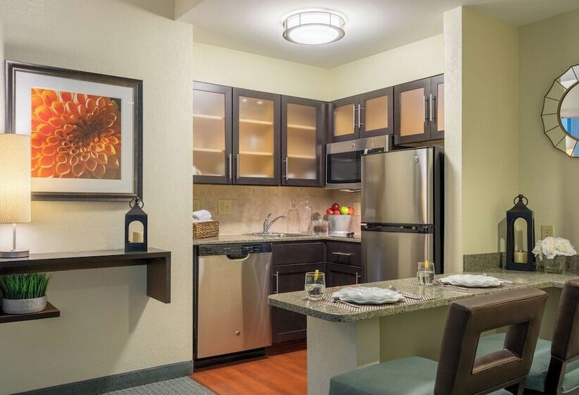 침실 2개 스위트, Staybridge Suites Wilmington   Brandywine Valley, An Ihg